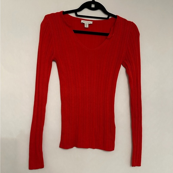Topshop Red Ribbed Long Sleeve Knit Top Slim Fit V-Neck Shirt Womens Size 0-2 - Picture 5 of 10